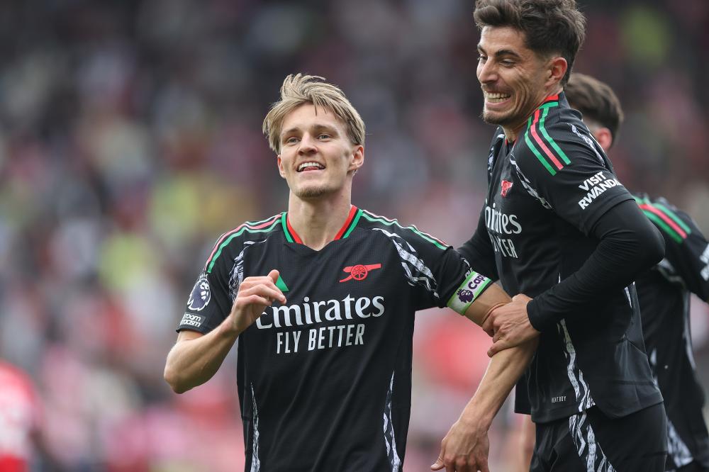 阿贾·威尔逊：阿德巴约训练中用NBA强度防守，有时我会急